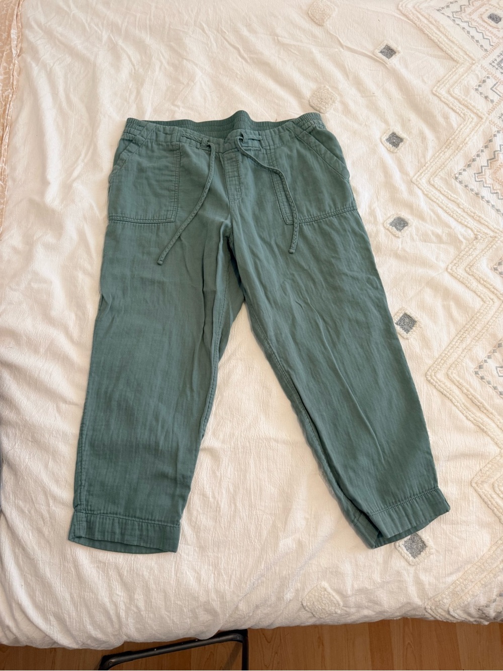 Old Navy Women's Drawstring Capris - Teal Green